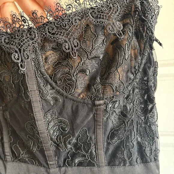 V.Chapman Cassia Dress - Picture 8 of 13